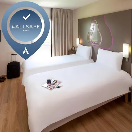 Ibis Styles Torrefarrera Hotel