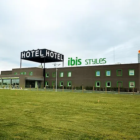 Ibis Styles Torrefarrera Hotel Torrefarrera