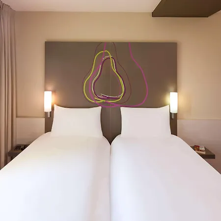 Ibis Styles Torrefarrera 2*