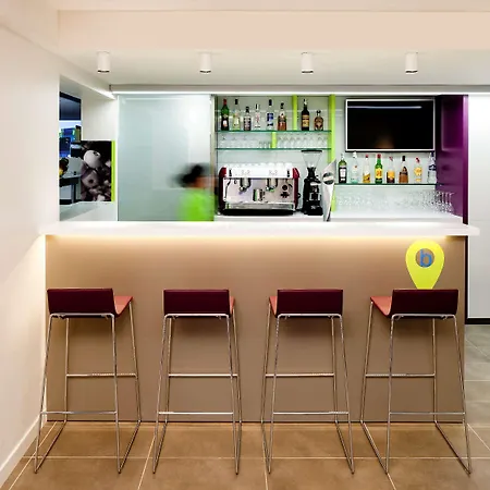 Hotel Ibis Styles Torrefarrera 2*