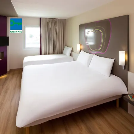 Ibis Styles Lleida 2* تورّيفارّيرا