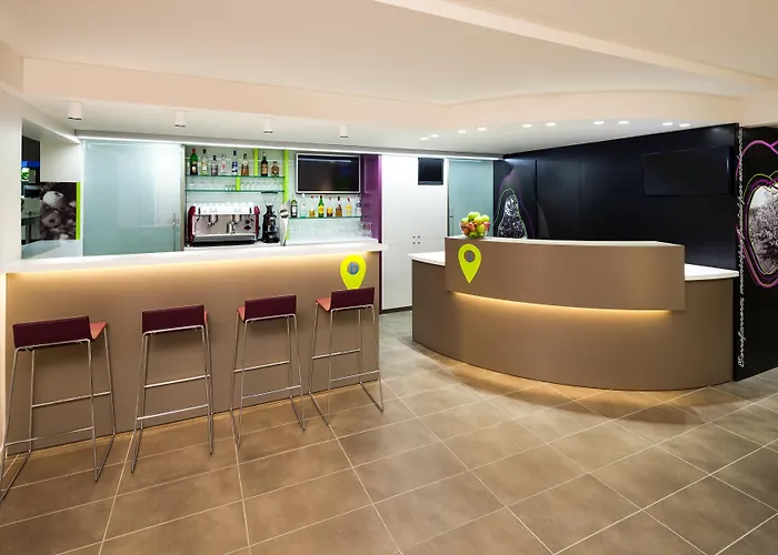 Ibis Styles Lleida Otel Torrefarrera