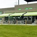 莱里达朵雷法勒拉宜必思尚品酒店 2* Torrefarrera