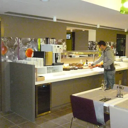 Hotel Ibis Styles Lleida Torrefarrera