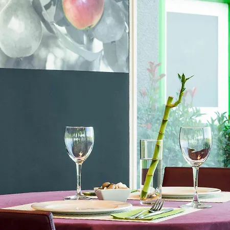 Ibis Styles Lleida 2*