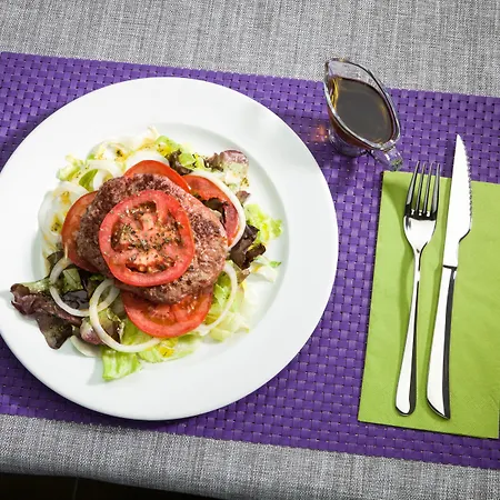Ibis Styles Lleida Hotel 2*
