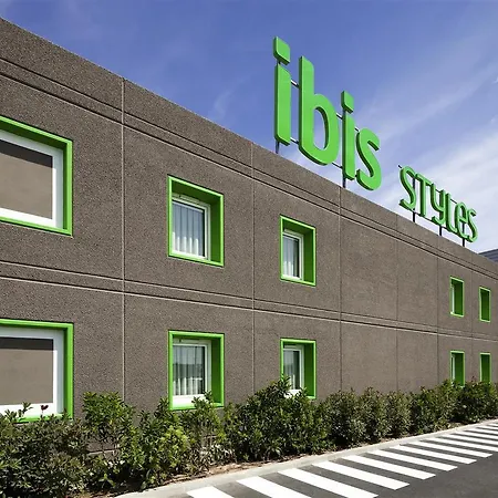 Hotel Ibis Styles Torrefarrera