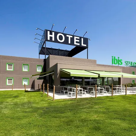 Ibis Styles Lleida Torrefarrera