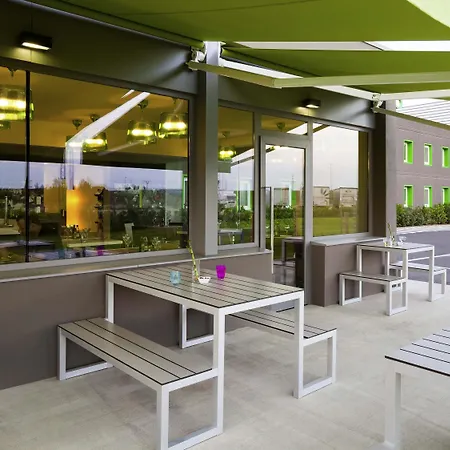 Ibis Styles Torrefarrera Torrefarrera
