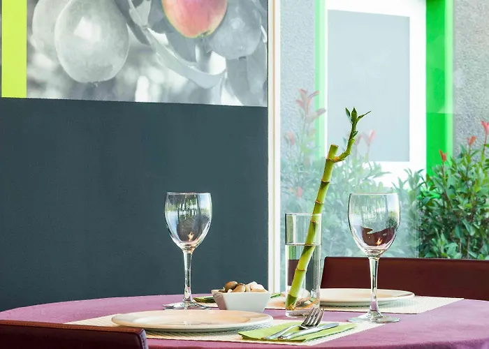 Ibis Styles Lleida 2*