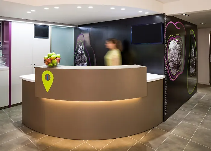 Hotel Ibis Styles Torrefarrera 2*