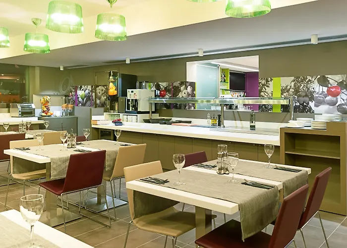 Ibis Styles Torrefarrera 2*